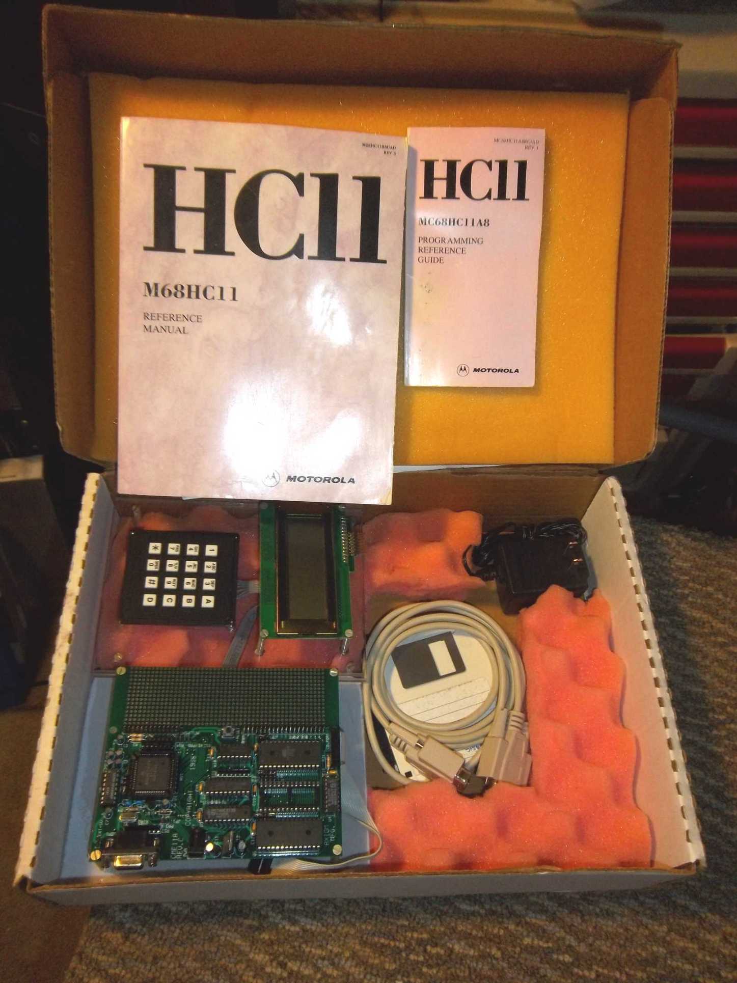MC68HC11A8 Serial Programmer serial controllers